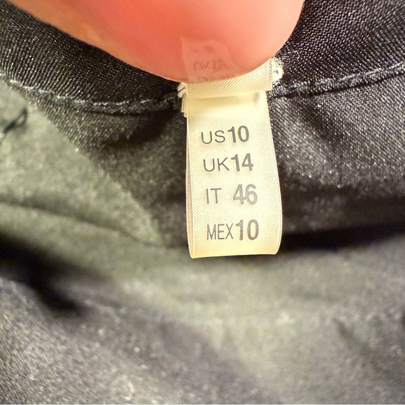 Elie Tahari “Cici” Skirt – Black & Antique Gold Sequin Pencil Skirt (Size 10) - Picture 4 of 8